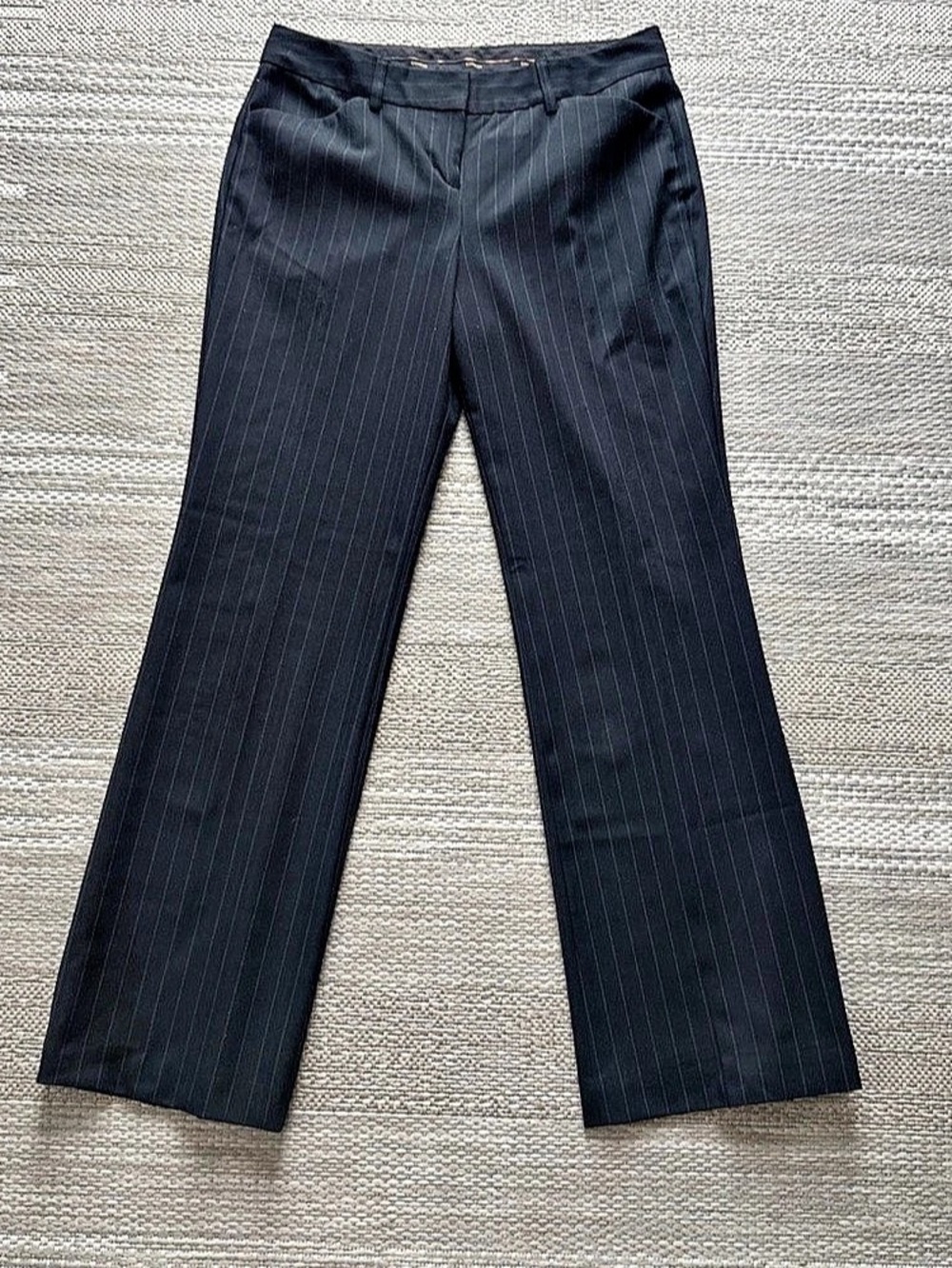 Express Editor Pinstripe office Pants in Black Size 2